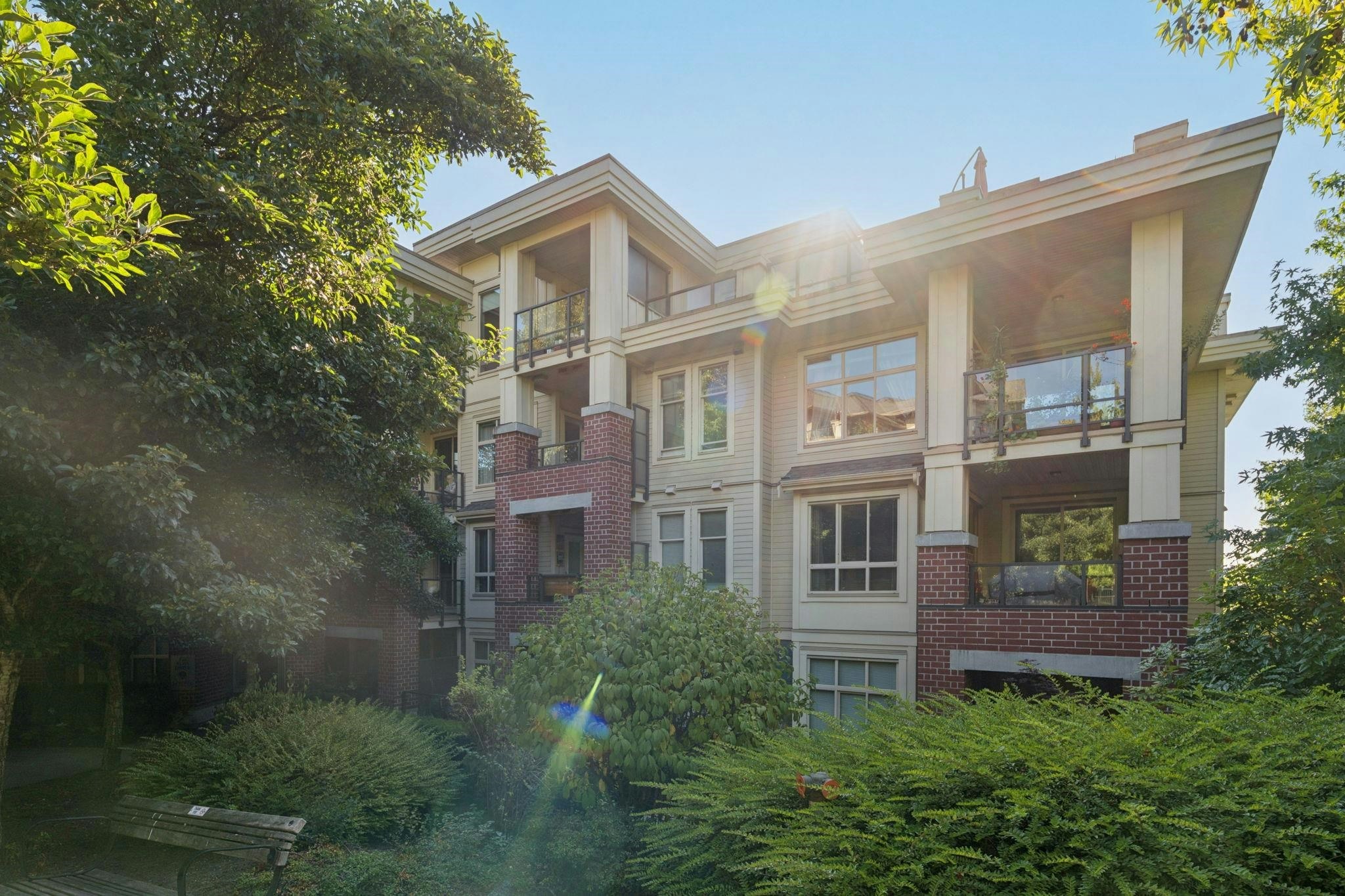 307-245 Ross Drive, New Westminster, BC, V3L 0C6 - 34