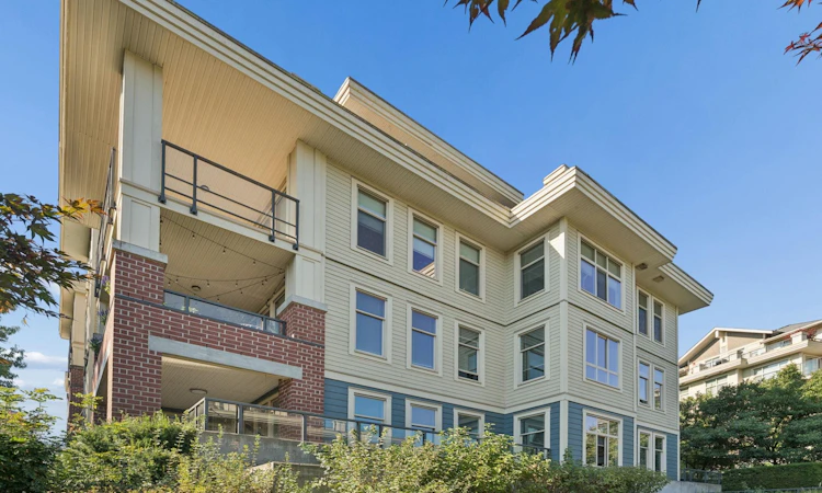 307-245 Ross Drive