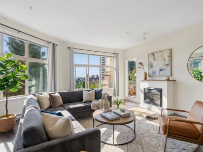 307-245 Ross Drive - 2