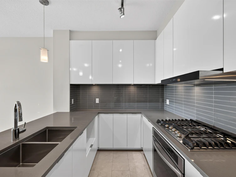 603-9399 Alexandra Road, Richmond, BC, V6X 0L7 - 7