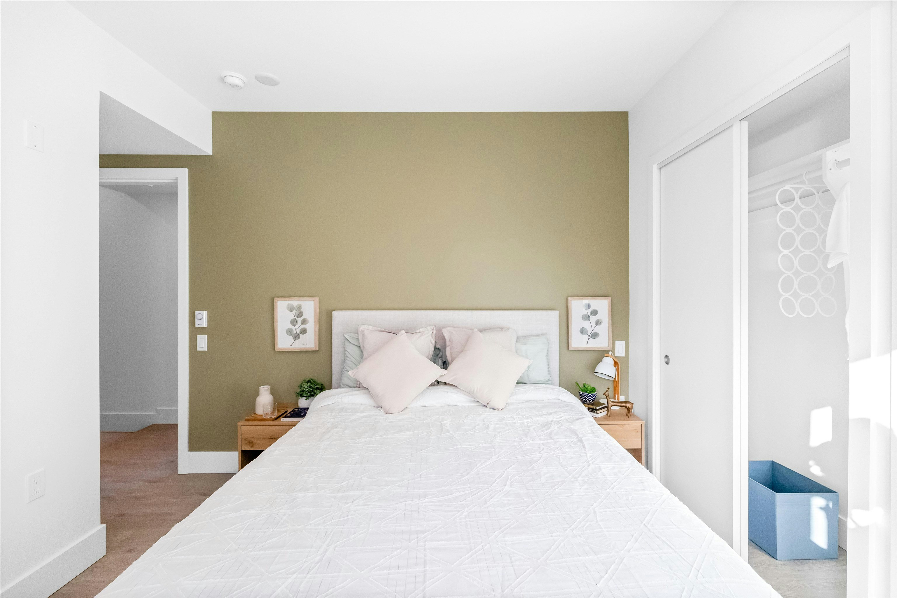 2069 E 1st Avenue, Vancouver, BC, V5N 1B6 - 13
