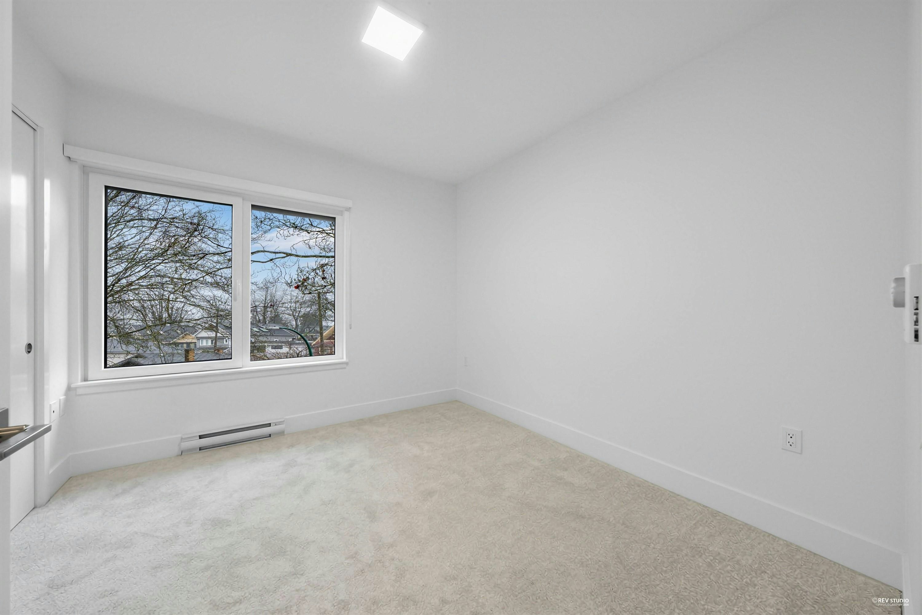 2071 E 1st Avenue, Vancouver, BC, V5N 1B6 - 26