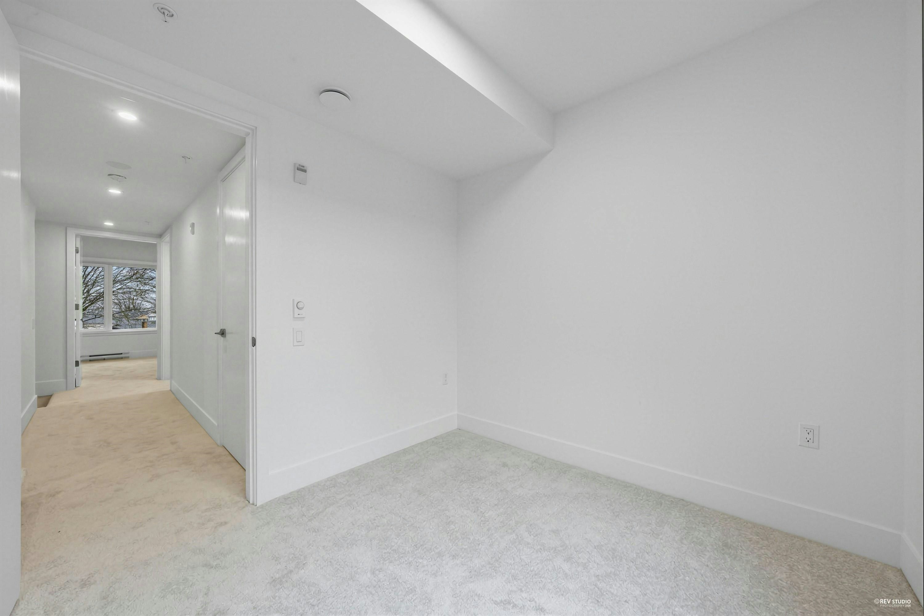 2071 E 1st Avenue, Vancouver, BC, V5N 1B6 - 25