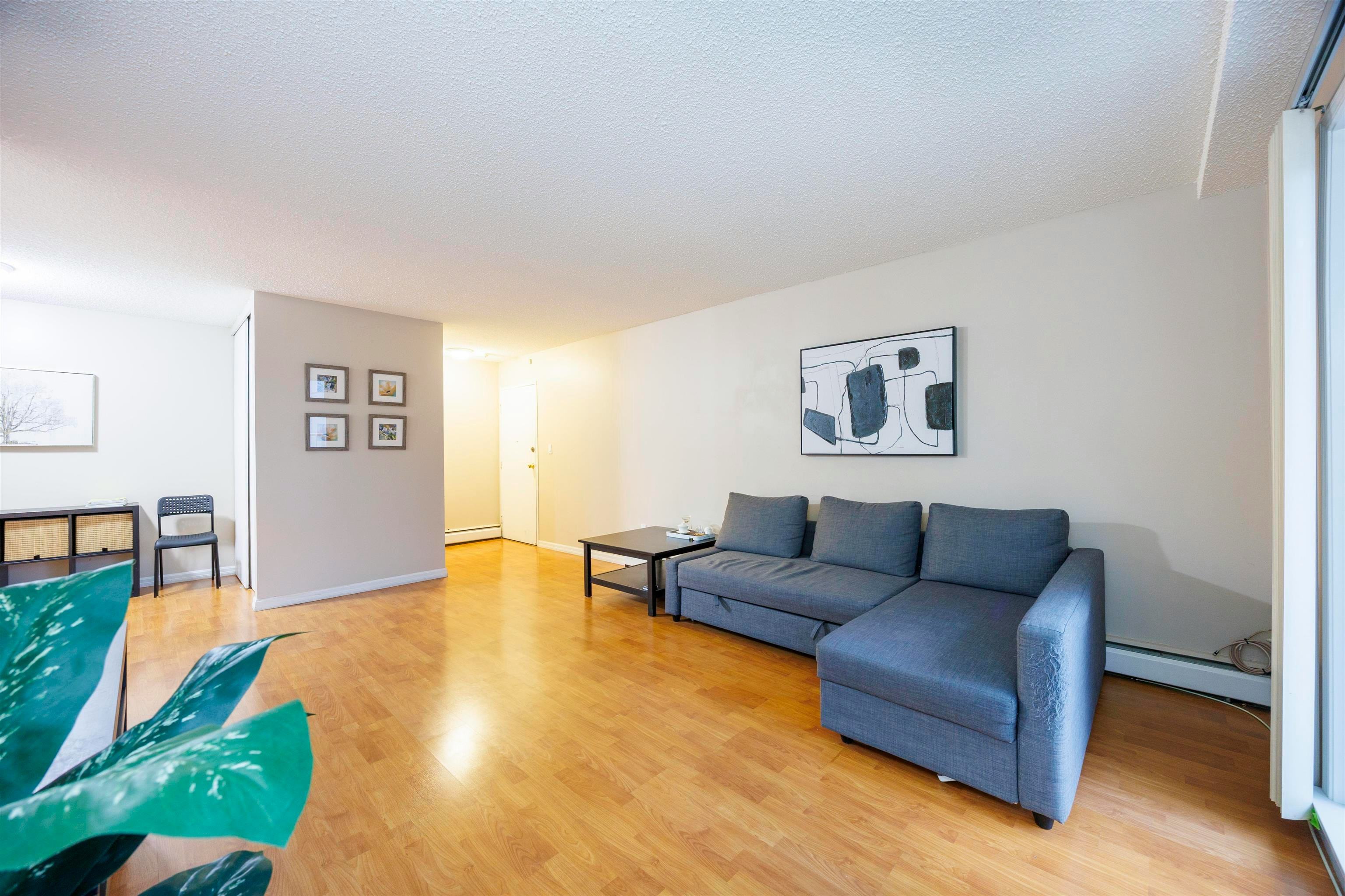 201-7200 Lindsay Road, Richmond, BC, V7C 3M6 - 4