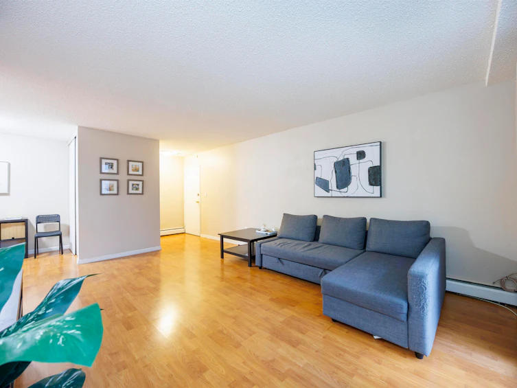 201-7200 Lindsay Road, Richmond, BC, V7C 3M6 - 4