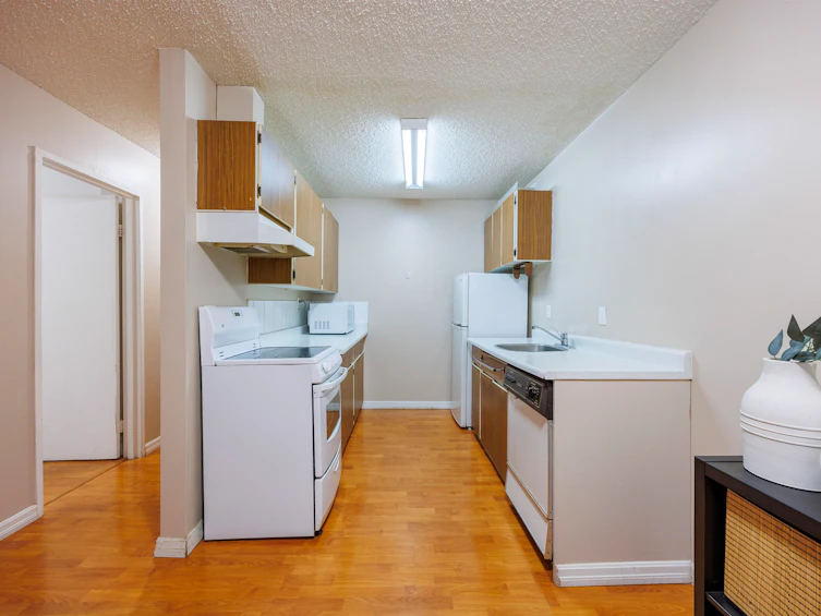 201-7200 Lindsay Road, Richmond, BC, V7C 3M6 - 8