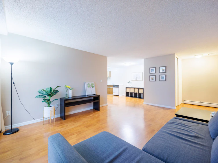 201-7200 Lindsay Road, Richmond, BC, V7C 3M6 - 3