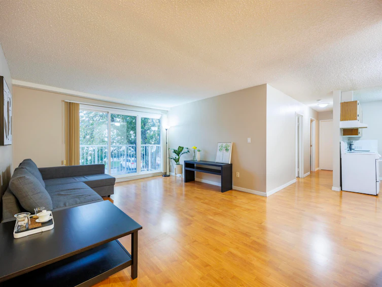 201-7200 Lindsay Road, Richmond, BC, V7C 3M6 - 2
