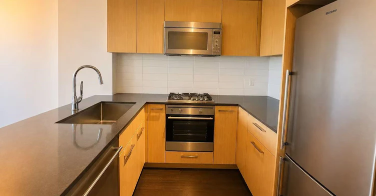 7988 Ackroyd Road, Richmond, BC, V6X 0K6 - 2