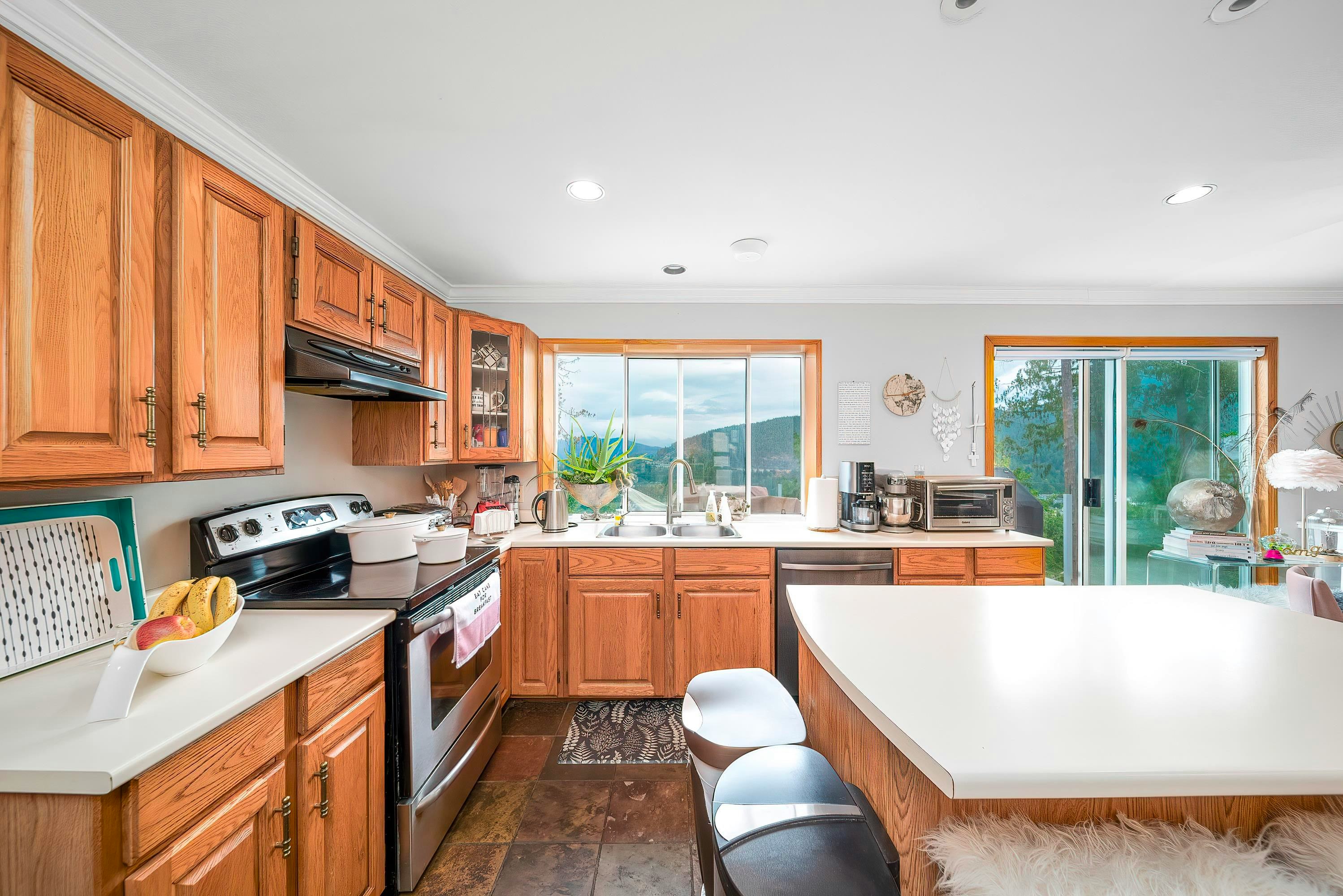 5343 Monte Bre Crescent, West Vancouver, BC, V7W 3A7 - 8