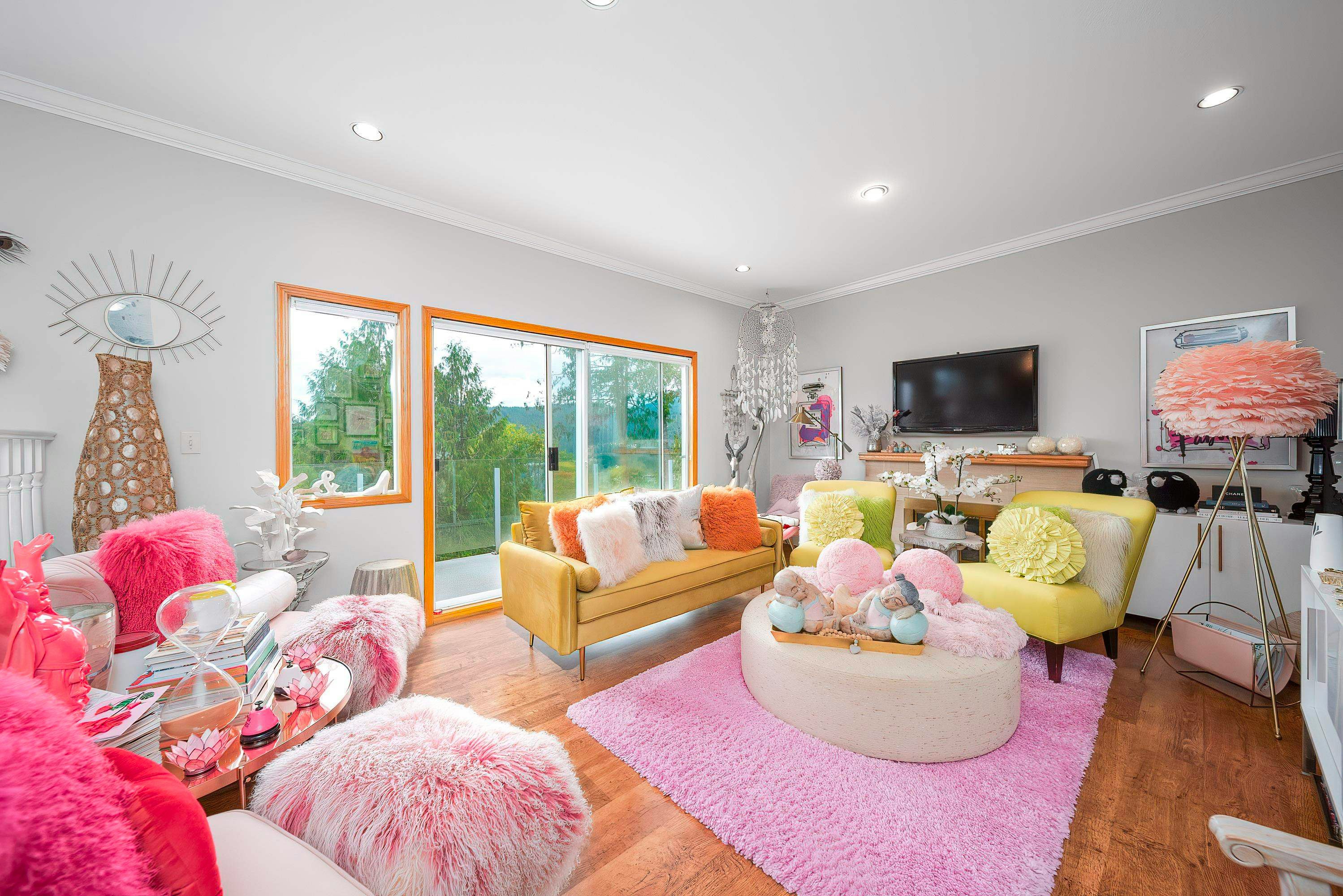 5343 Monte Bre Crescent - 5