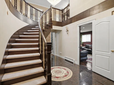 7836 127 Street - 3