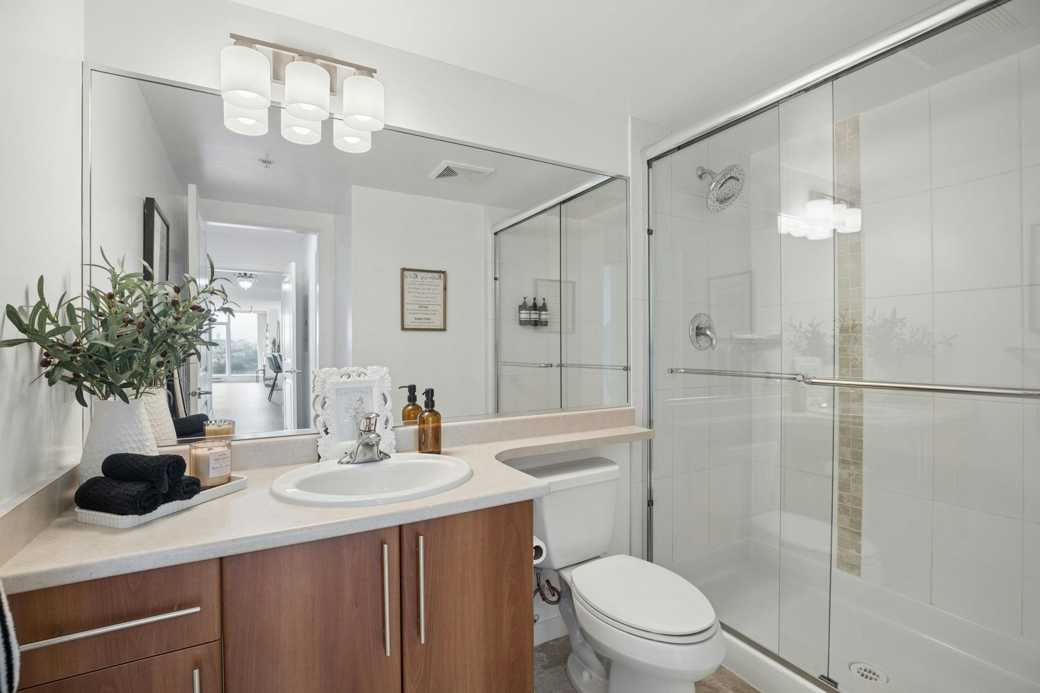 2602-2225 Holdom Avenue, Burnaby, BC, V5B 0A1 - 18