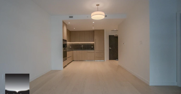 107-777 Harbour Way, North Vancouver, BC, V7P 0G2 - 8