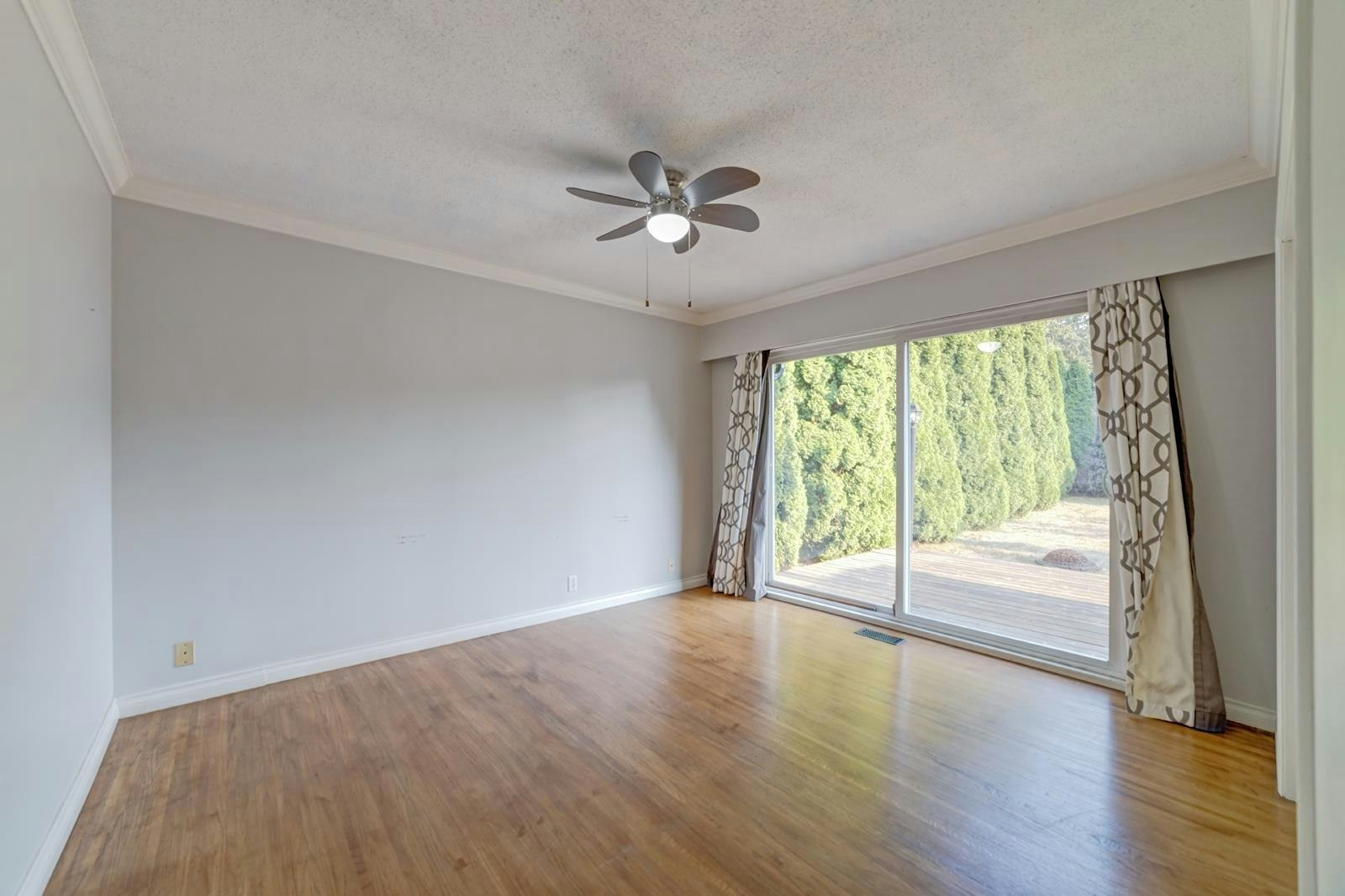 8566 109b Street, Delta, BC, V4C 4H3 - 8
