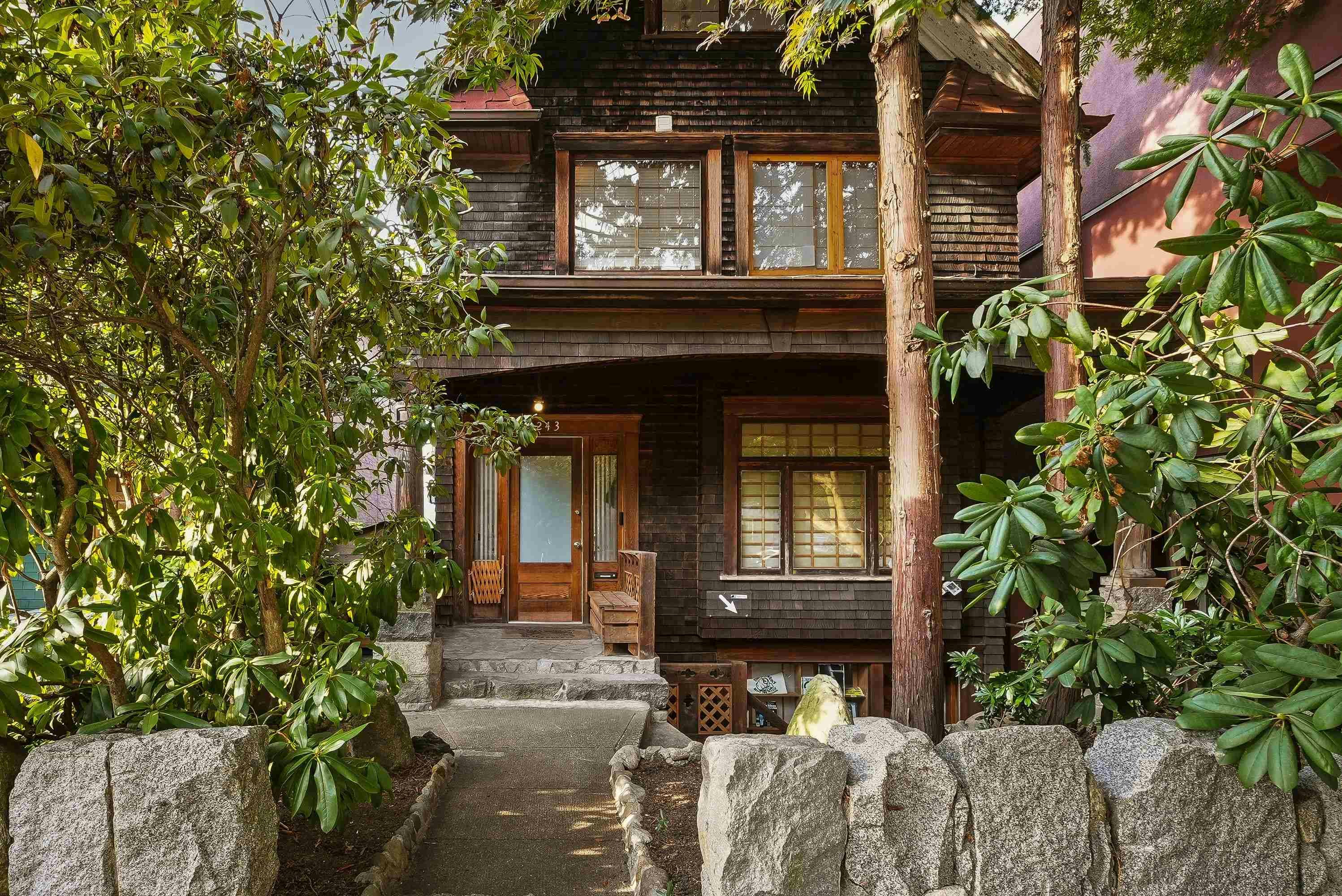 1243 W 7th Avenue, Vancouver, BC, V6H 1B7