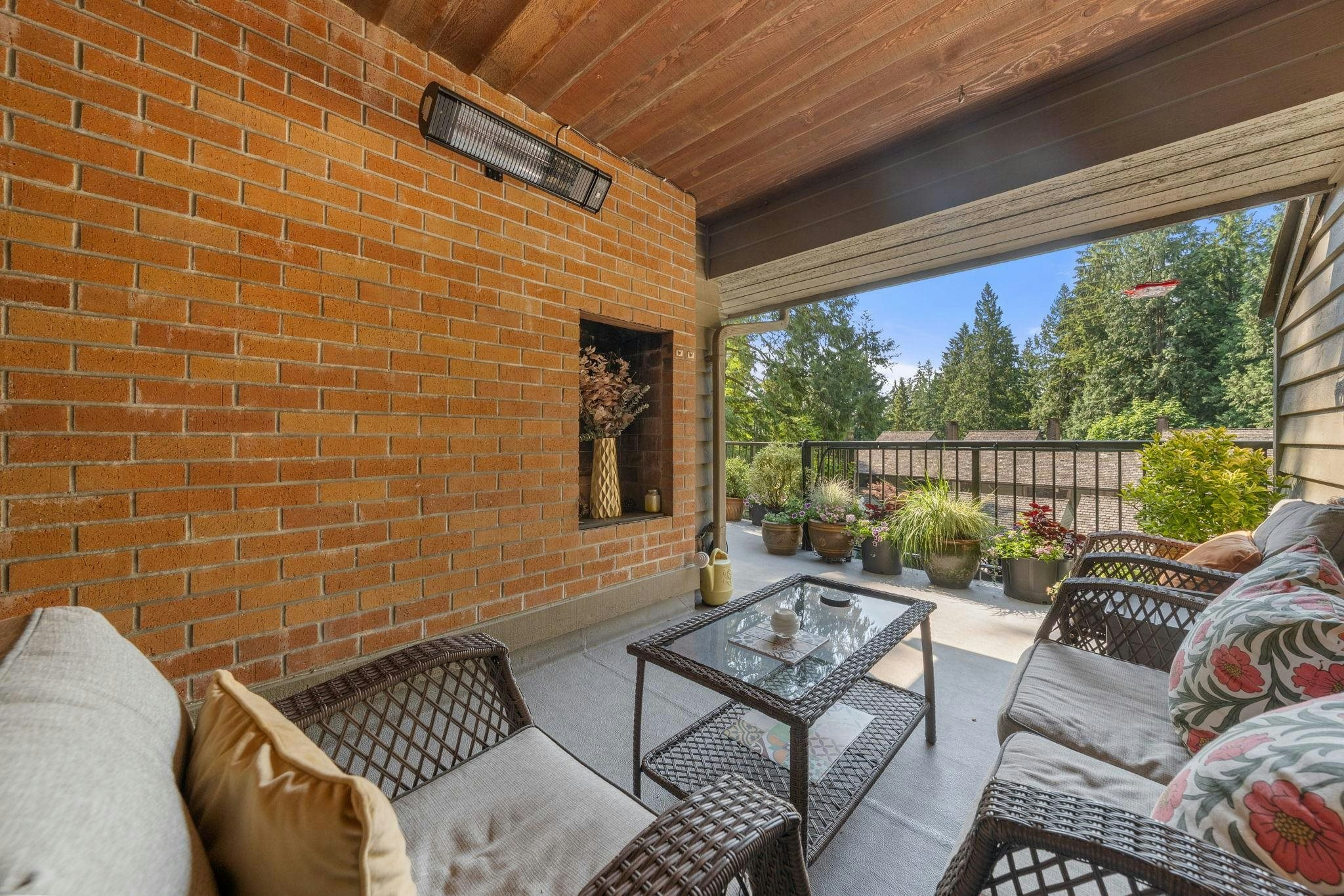 826 Frederick Road, North Vancouver, BC, V7K 2Y3 - 16