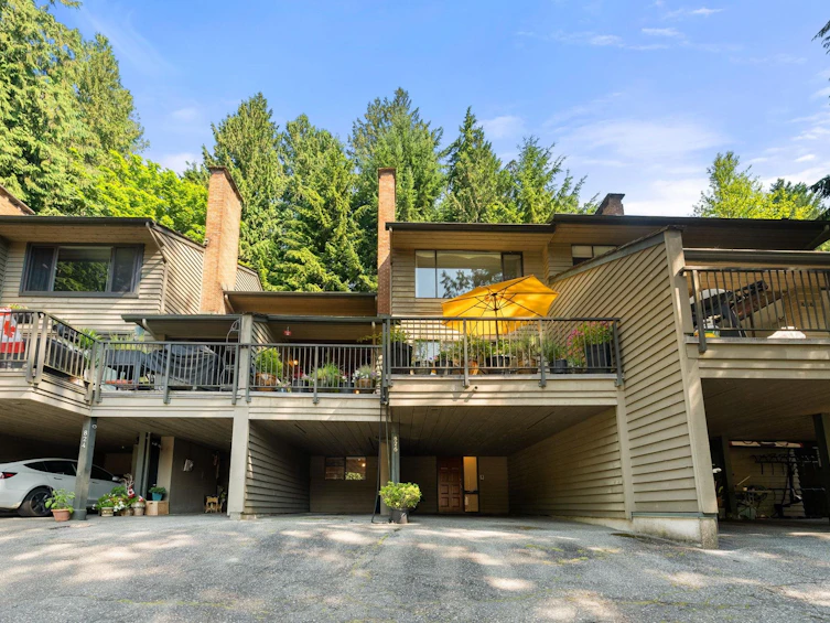 826 Frederick Road, North Vancouver, BC, V7K 2Y3
