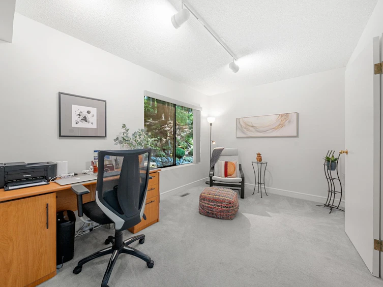 826 Frederick Road, North Vancouver, BC, V7K 2Y3 - 13
