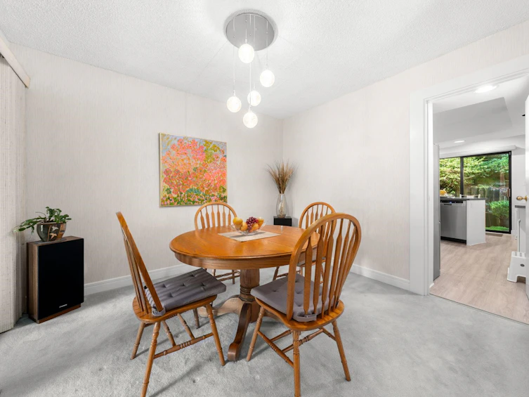 826 Frederick Road, North Vancouver, BC, V7K 2Y3 - 7