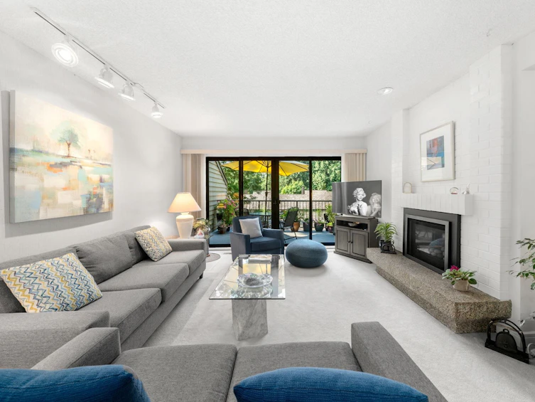 826 Frederick Road, North Vancouver, BC, V7K 2Y3 - 3