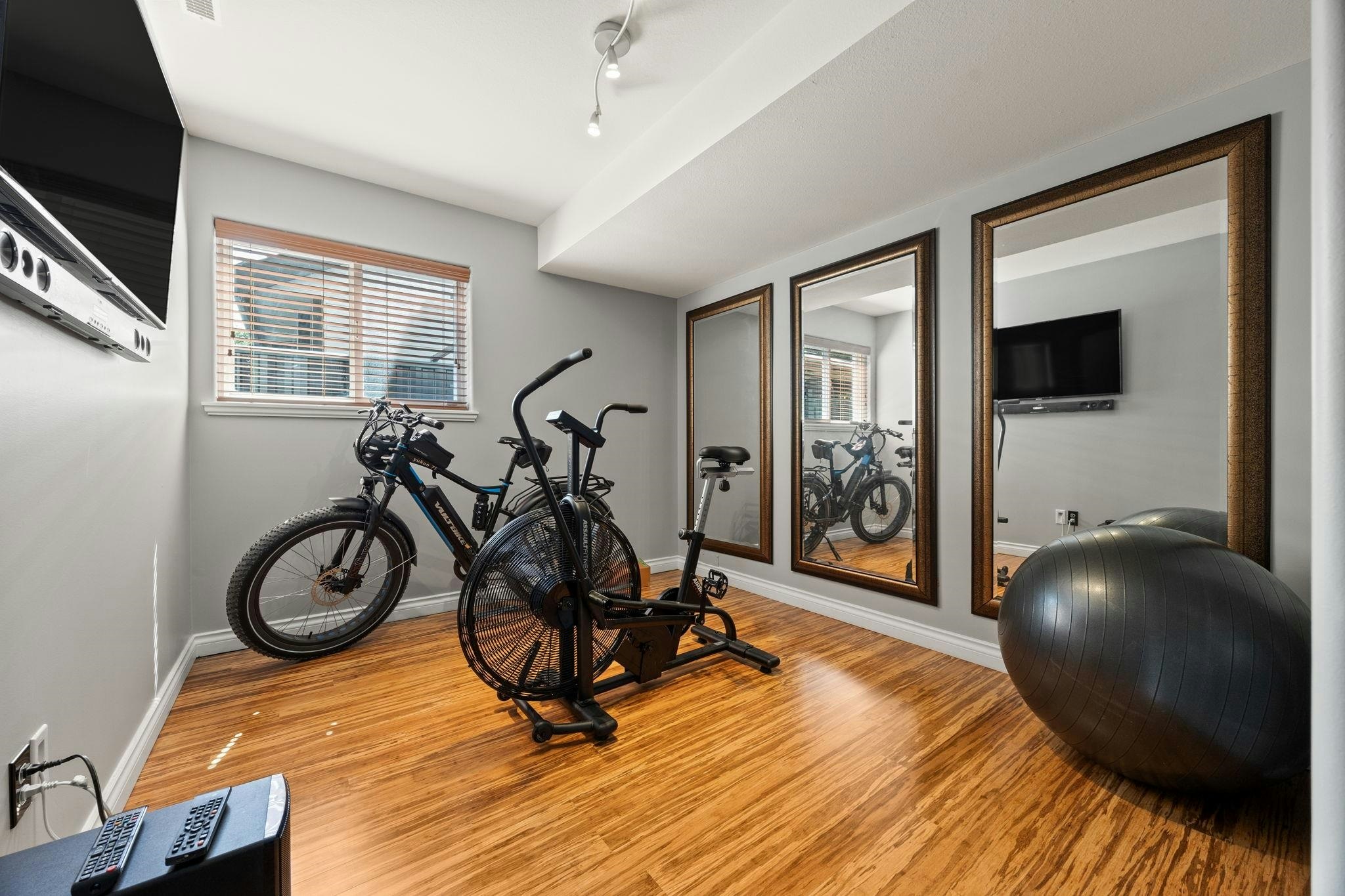 11870 236b Street, Maple Ridge, BC, V4R 2C9 - 10