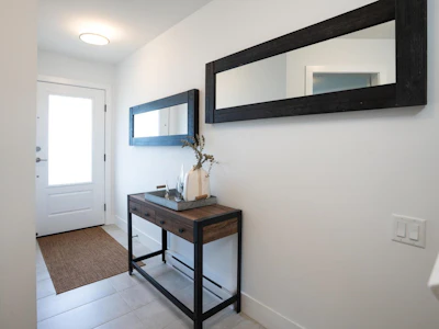 3-4716 Orca Way - 4