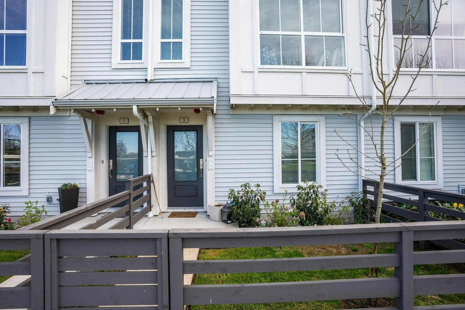 3-4716 Orca Way - 3