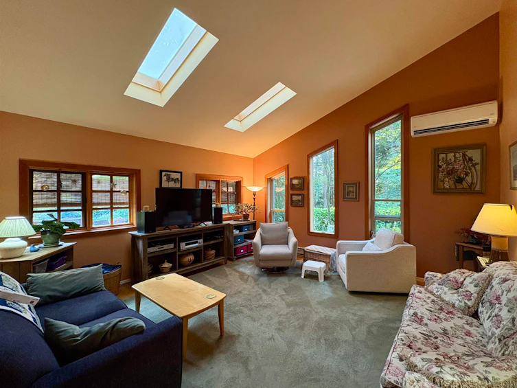 1549 Park Avenue, Roberts Creek, BC, V0N 2W2 - 11
