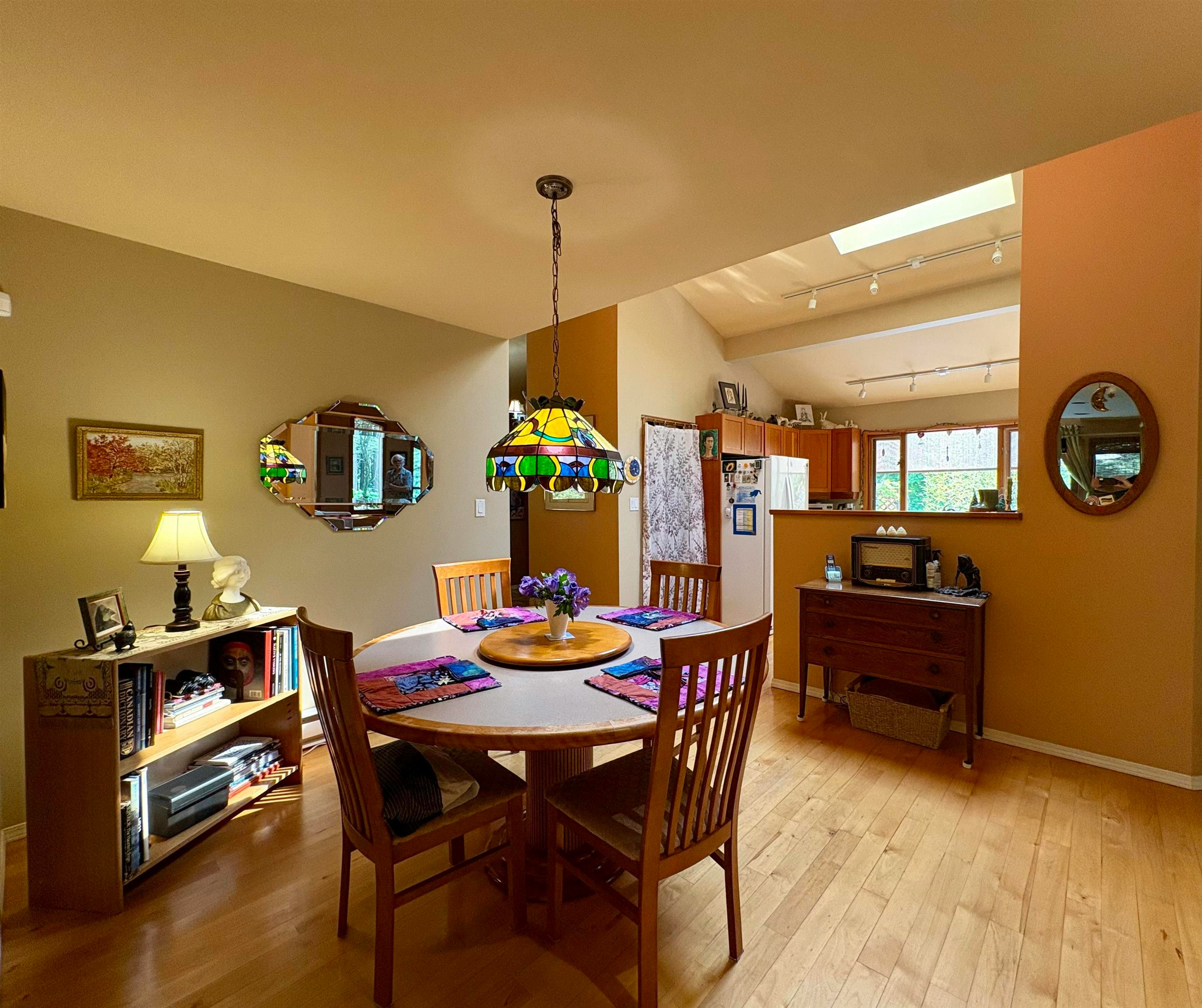 1549 Park Avenue, Roberts Creek, BC, V0N 2W2 - 8