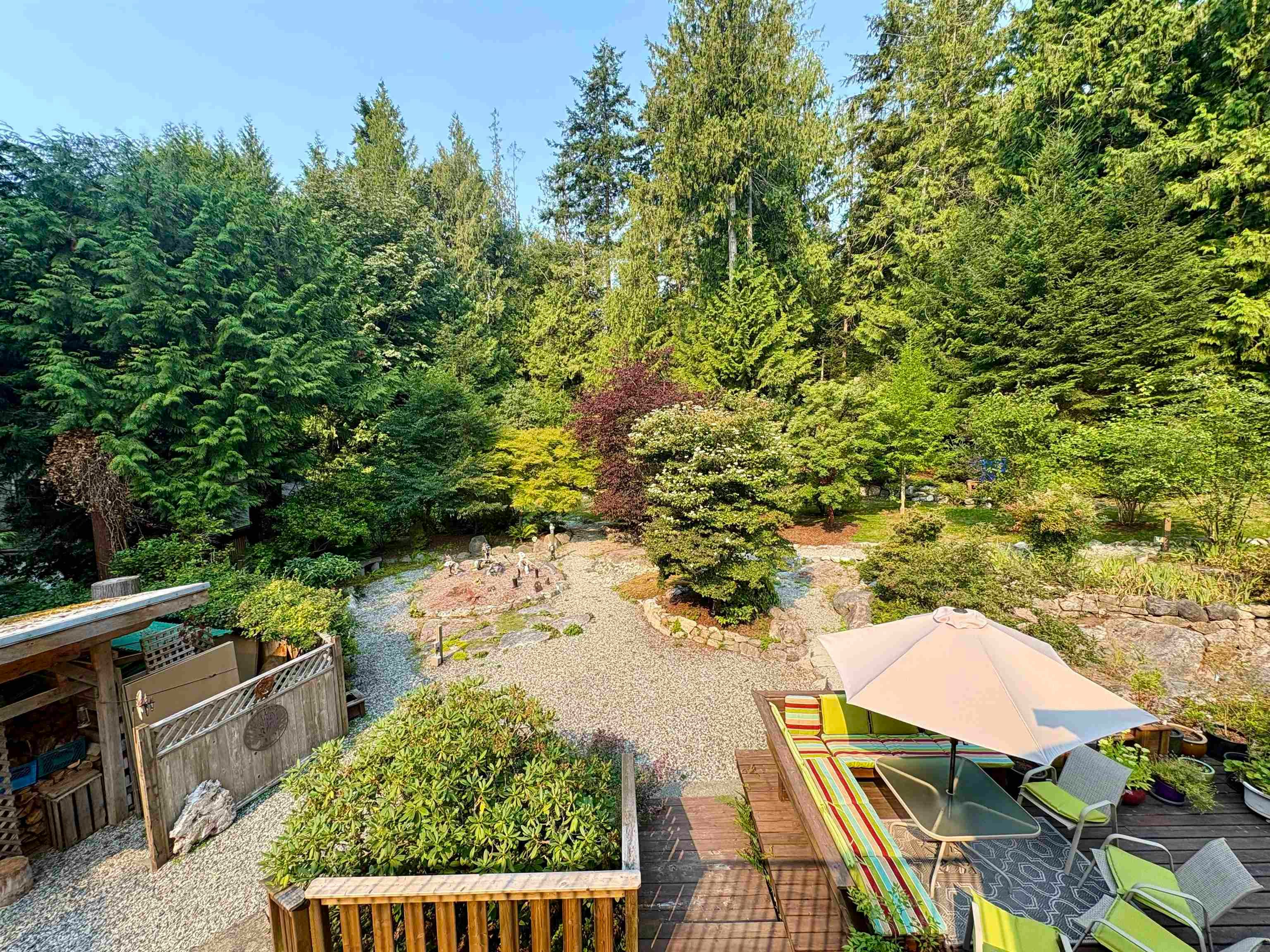1549 Park Avenue, Roberts Creek, BC, V0N 2W2 - 37