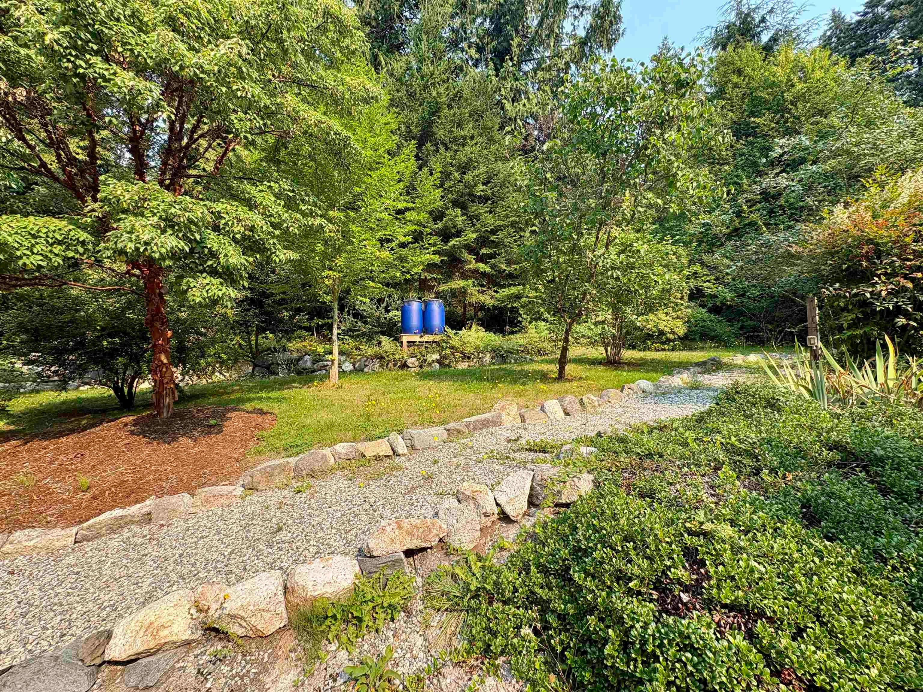 1549 Park Avenue, Roberts Creek, BC, V0N 2W2 - 38