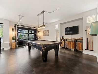 6676 185 Street - 5