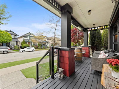 6676 185 Street - 3