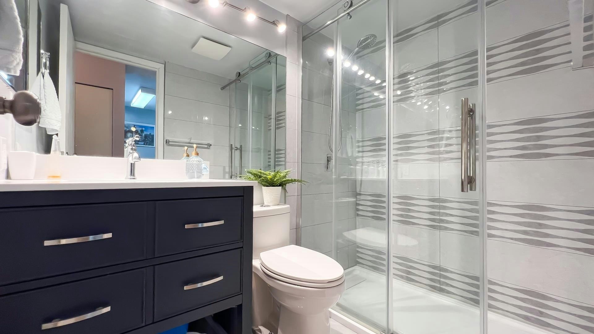 213-8540 Citation Drive, Richmond, BC, V6Y 3A3 - 12