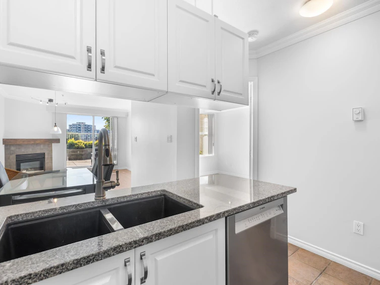 103-1035 Auckland Street, New Westminster, BC, V3M 1K9 - 18