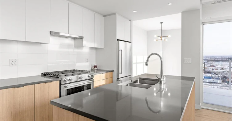 210X-3430 E Kent South Avenue, Vancouver, BC, V5S 0G7 - 5