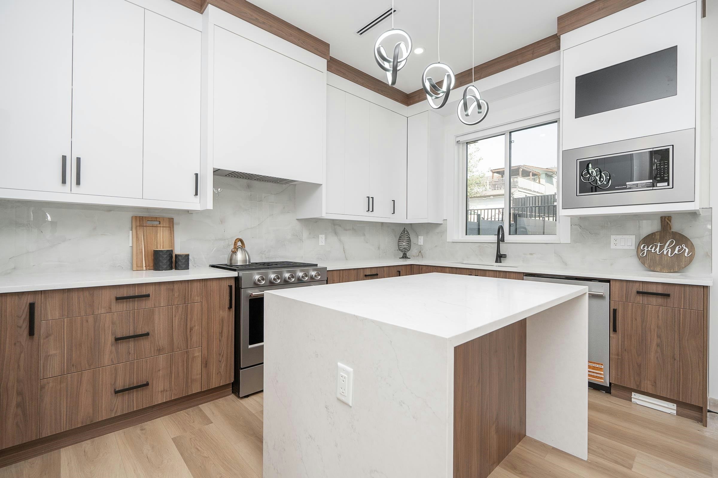 102-1149 Dansey Avenue, Coquitlam, BC, V3K 3H5 - 8