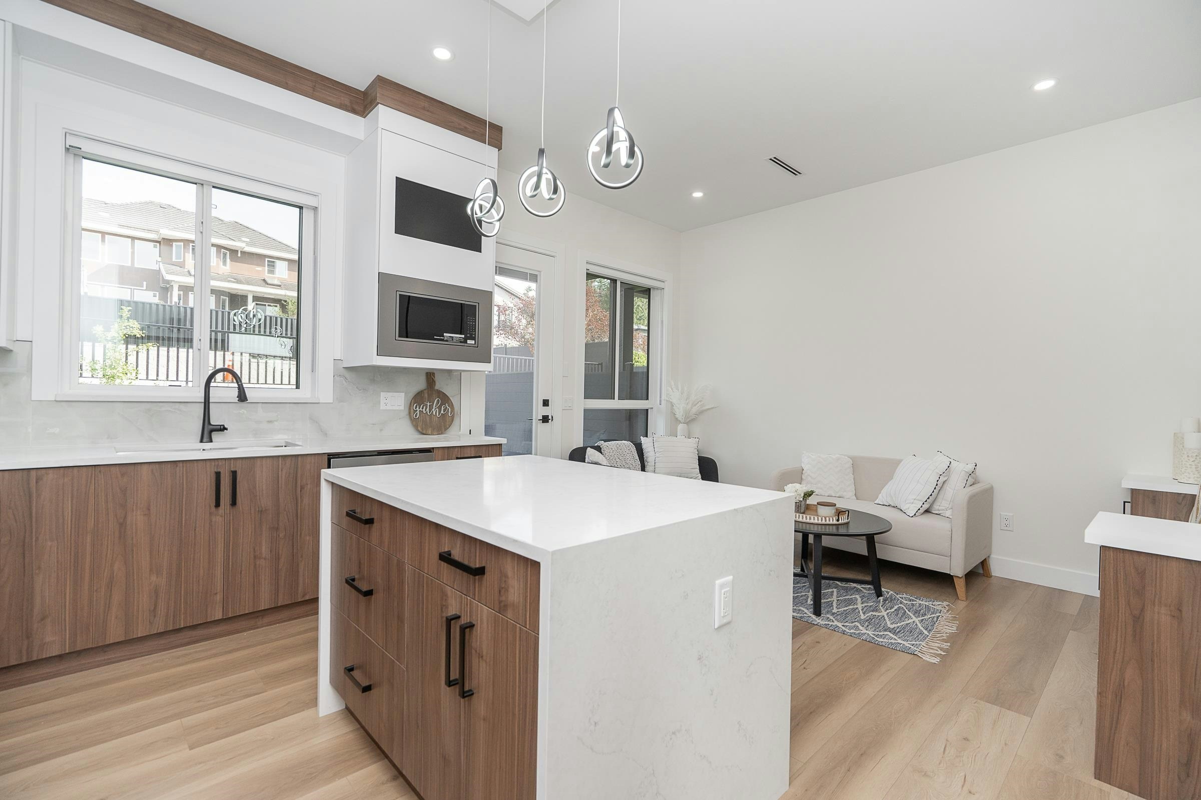 102-1149 Dansey Avenue, Coquitlam, BC, V3K 3H5 - 10