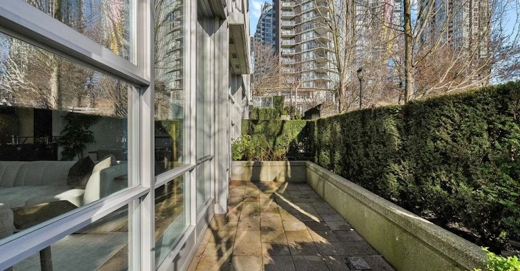 TH105-638 Beach Crescent, Vancouver, BC, V6Z 3H6 - 36