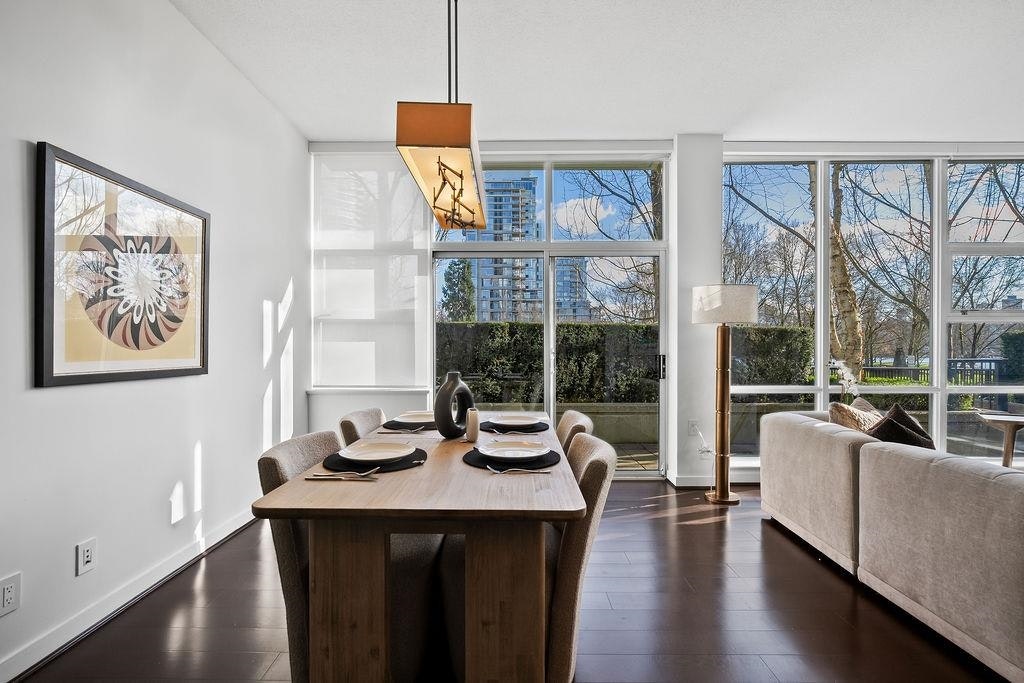 TH105-638 Beach Crescent, Vancouver, BC, V6Z 3H6 - 11