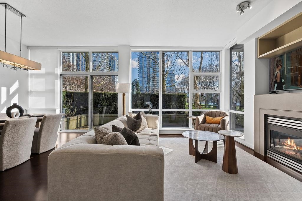 TH105-638 Beach Crescent, Vancouver, BC, V6Z 3H6 - 6