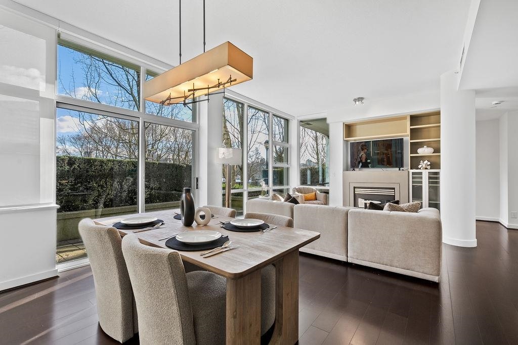 TH105-638 Beach Crescent, Vancouver, BC, V6Z 3H6 - 9