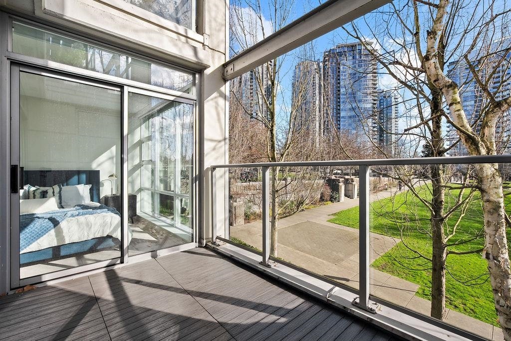 TH105-638 Beach Crescent, Vancouver, BC, V6Z 3H6 - 23
