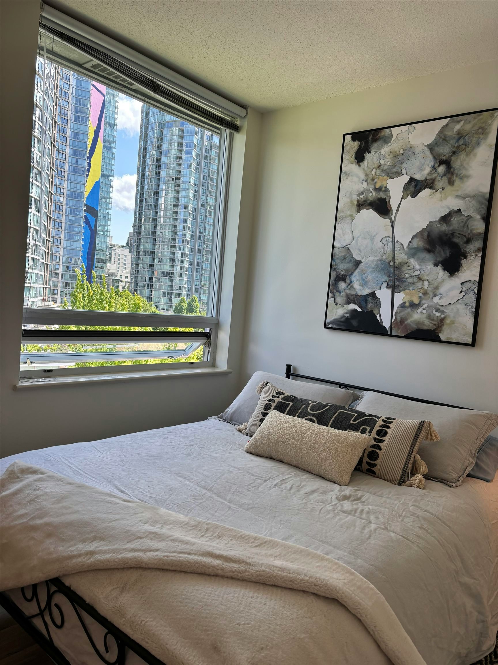906-633 Kinghorne Mews, Vancouver, BC, V6Z 3A9 - 20
