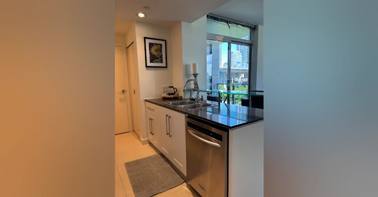 906-633 Kinghorne Mews, Vancouver, BC, V6Z 3A9 - 6