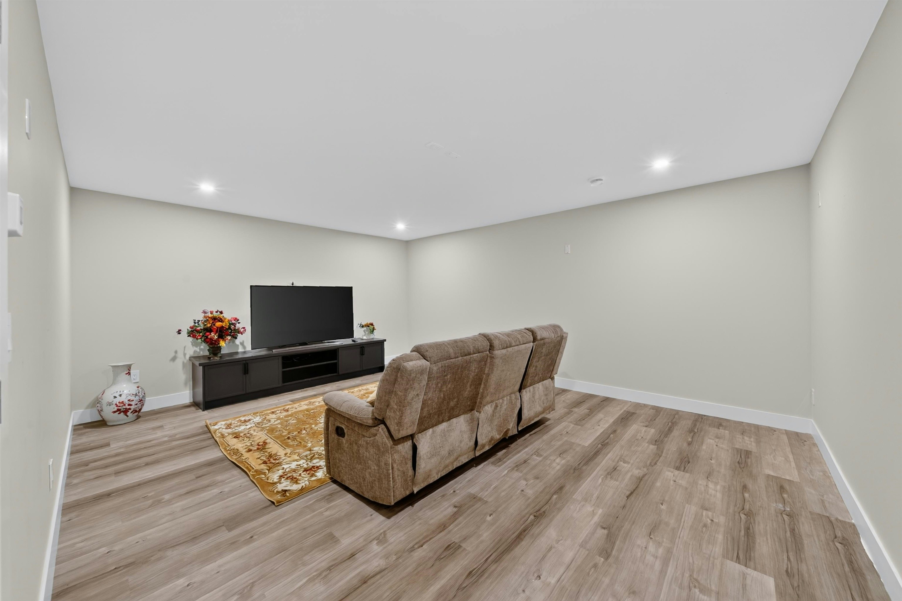 19742 33 Avenue, Langley, BC, V3A 0N9 - 30
