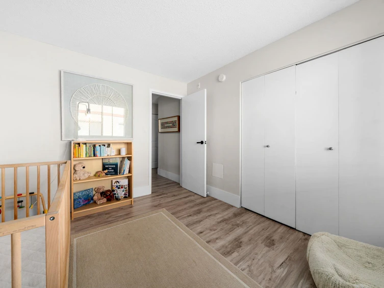 202-1610 Chesterfield Avenue, North Vancouver, BC, V7M 2N7 - 24