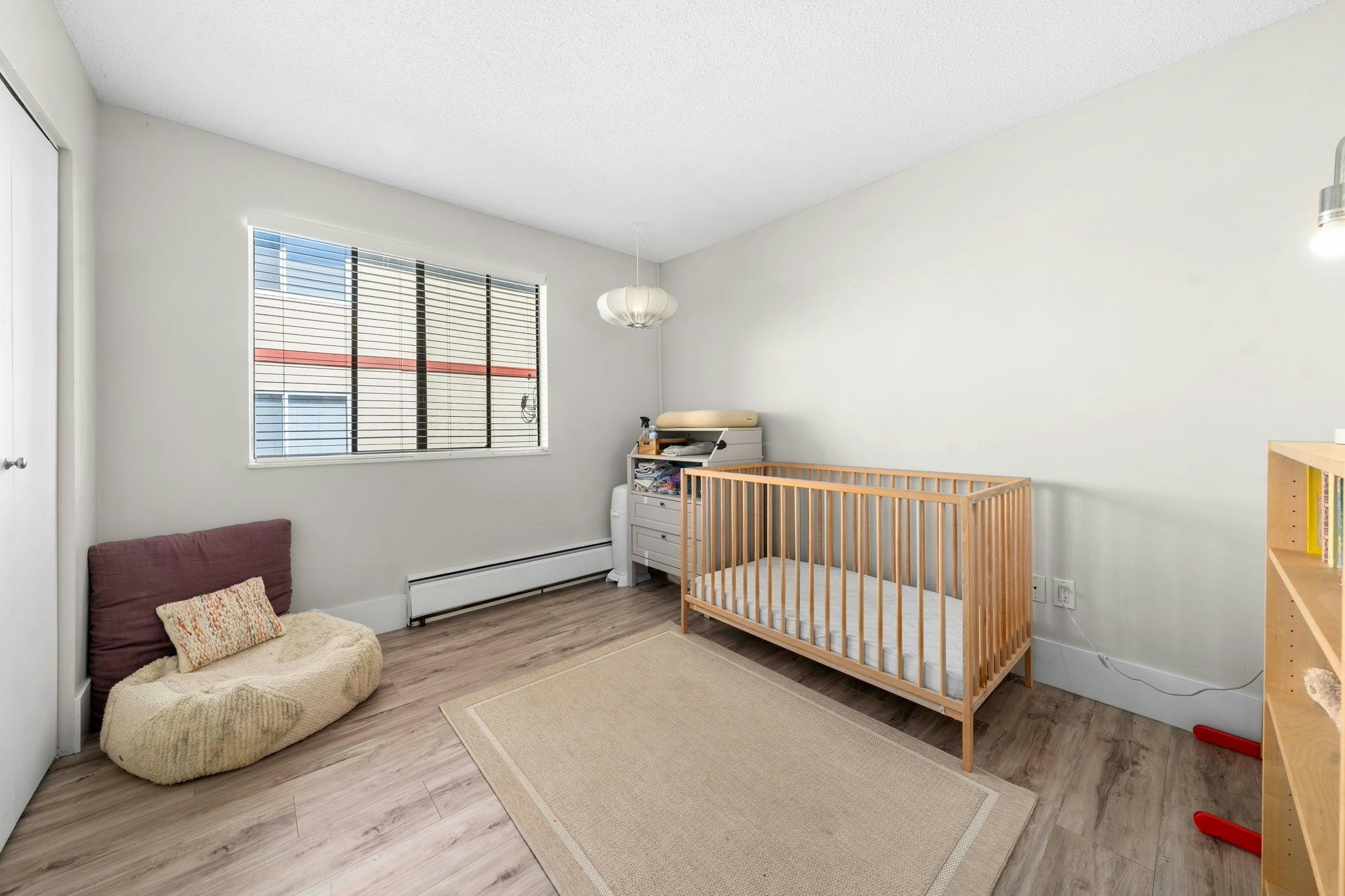 202-1610 Chesterfield Avenue, North Vancouver, BC, V7M 2N7 - 23