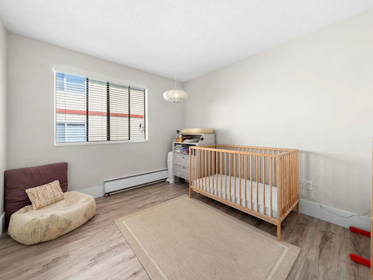 202-1610 Chesterfield Avenue, North Vancouver, BC, V7M 2N7 - 23